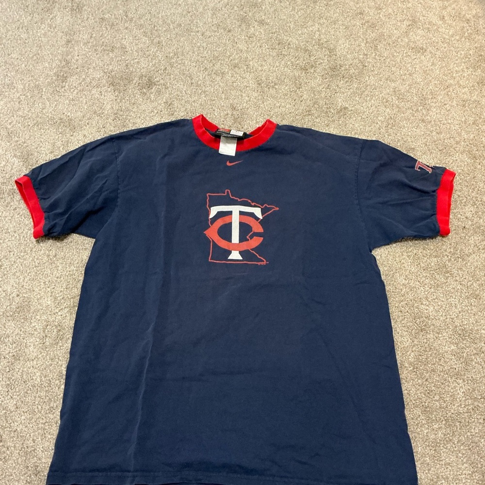 Nike Navy and Red Graphic Tee
